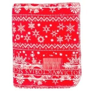 VICTORIA’S Secret Limited Edition Holiday 2022 Red Soft Cozy Plush Sherpa Throw